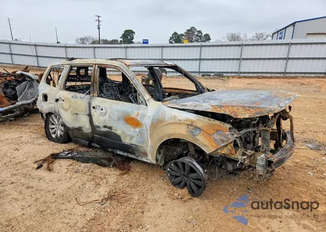 2013 Subaru Forester 2.5X Premium из США, поврежденный, VIN JF2SHADC7DH412341